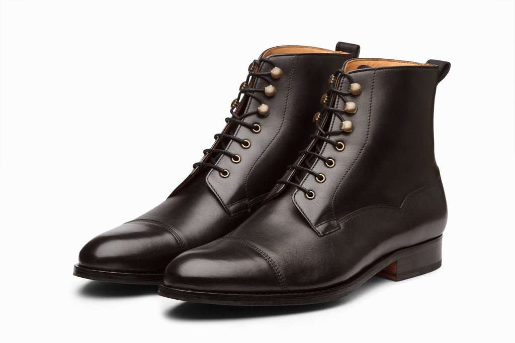 Derby Boot Black side profile view on white background