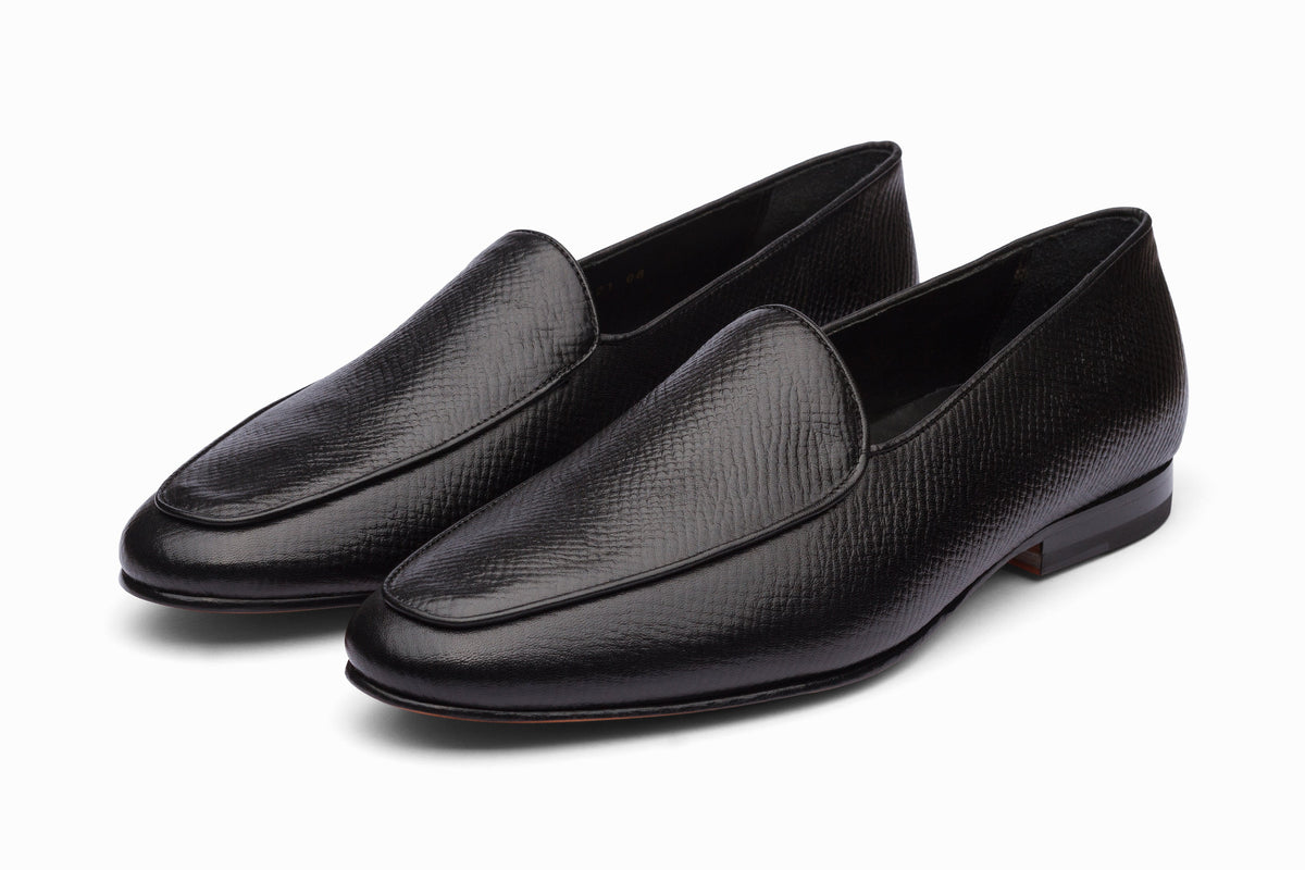 Belgian Loafers Black Hatch Grain three-quarter front view on white background
