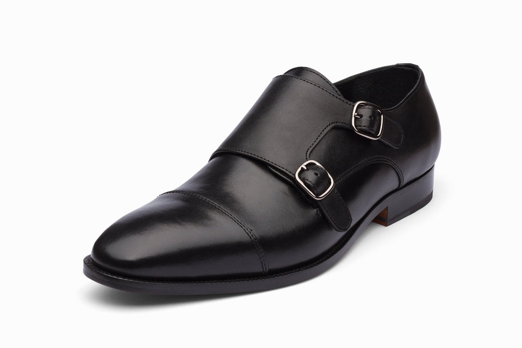 Toecap Double Monks Black close-up captoe and buckle strap detail