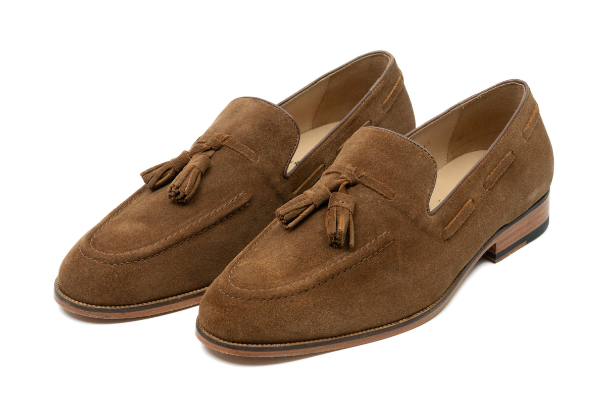 Tassel Loafers Tobacco Suede three-quarter front view on white background