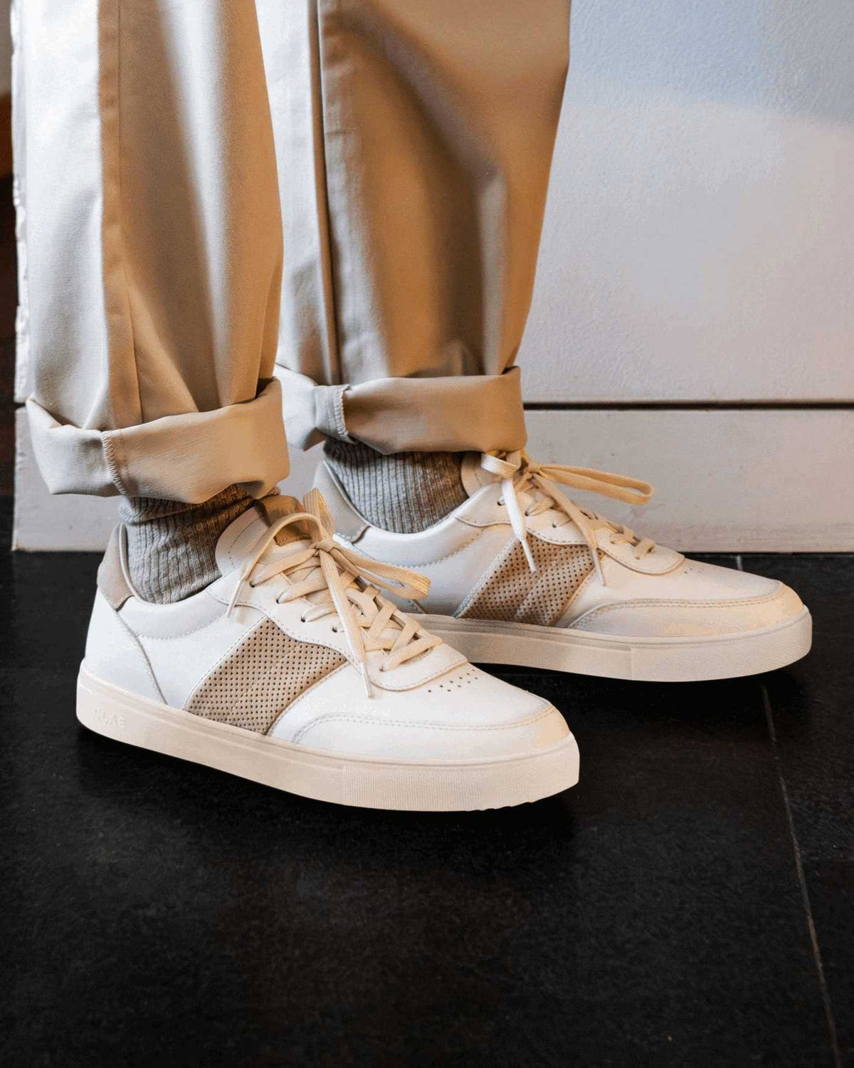 Suede Sneaker – Style F006