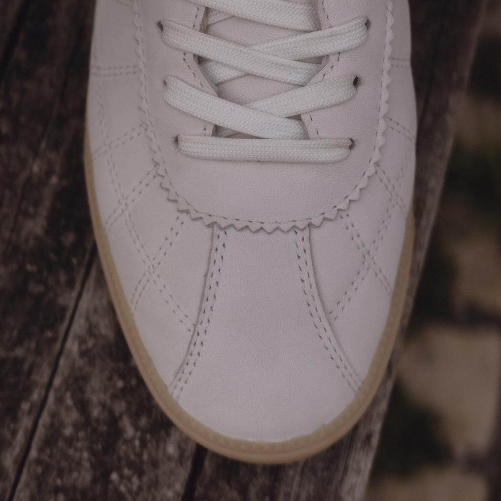 Leather Sneaker – Style F013