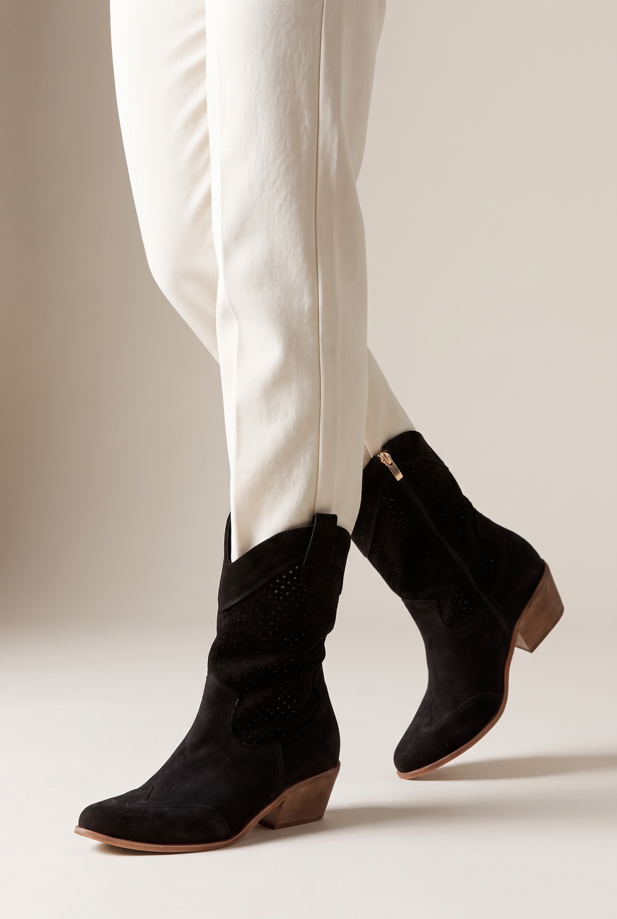 Women's Western Faux Leather Cowboy Boots Block Heel in Black, on model